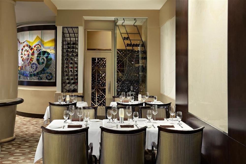 Sheraton Cavalier Calgary Hotel Restaurante foto