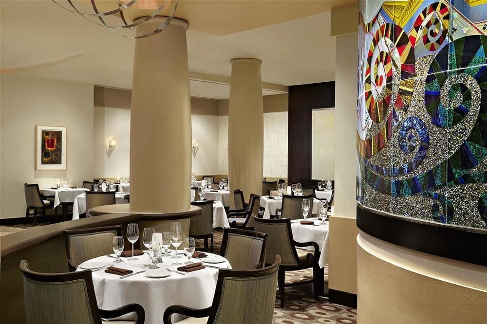 Sheraton Cavalier Calgary Hotel Restaurante foto
